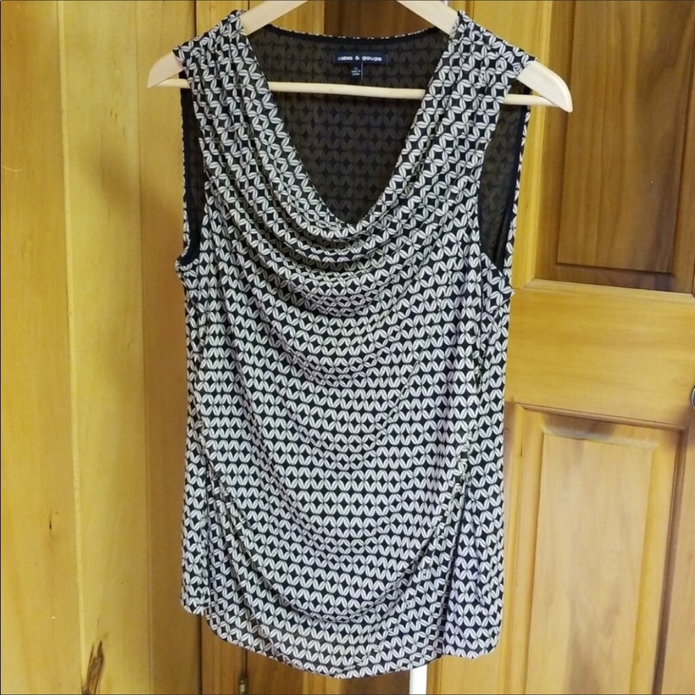 Cable and Guage XL sleeveless shirt
